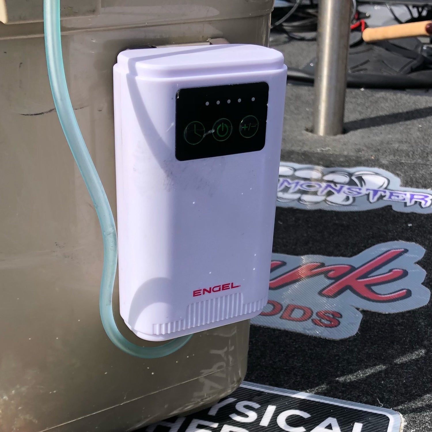 エメラルド　big into energy 4個 EA-G4-4.0W-001-XX9F-1.jpg